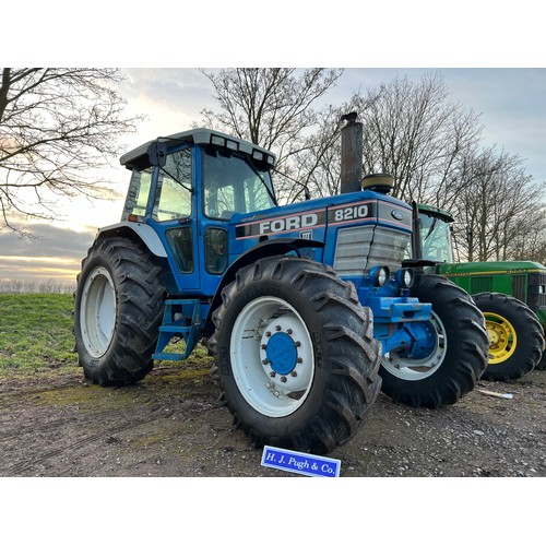 373 - Ford 8210 4WD Super Q Series 3 tractor. 1991. Showing 6400 hours. Very nice original tractor