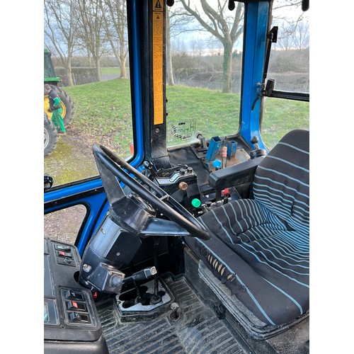 373 - Ford 8210 4WD Super Q Series 3 tractor. 1991. Showing 6400 hours. Very nice original tractor