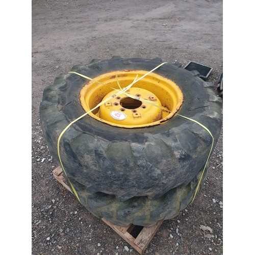 45 - Massey Ferguson industrial rear wheels and tyres - 2