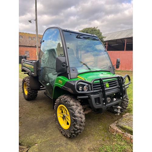 137 - John Deere 855D gator. Runs & drives well. Independent rear suspension. In excellent condition. C/w ... 