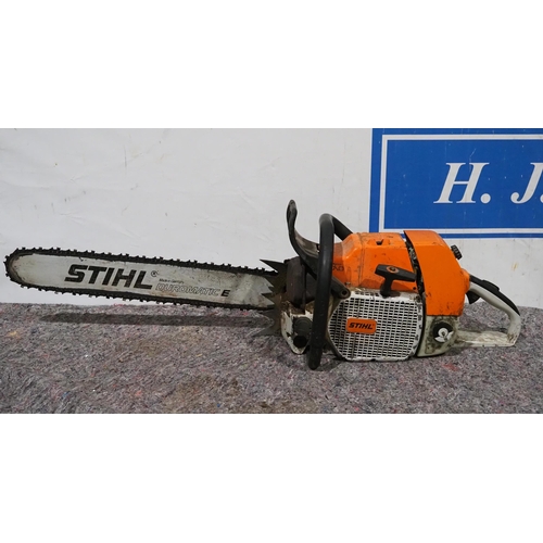 637 - Stihl chainsaw with 25