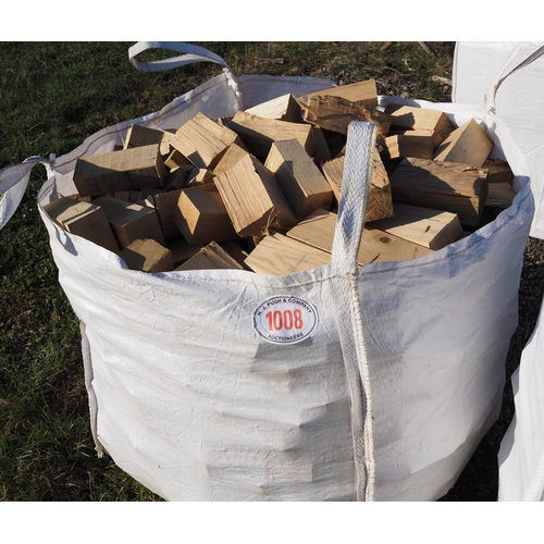 1008 - Bag of hardwood offcuts