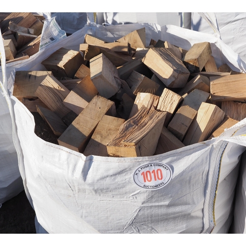 1010 - Bag of hardwood offcuts