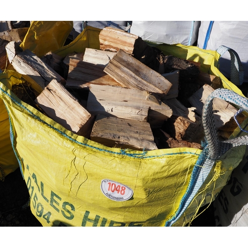 1048 - Bag of hardwood offcuts