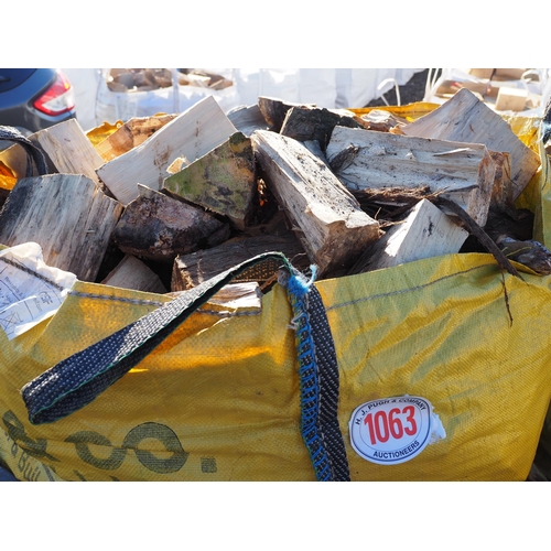 1063 - Bag of hardwood offcuts