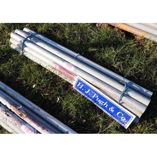 1188 - Aluminium scaffold poles 4ft - 10