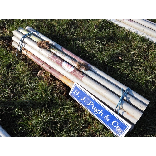 1189 - Aluminium scaffold poles 4ft - 10