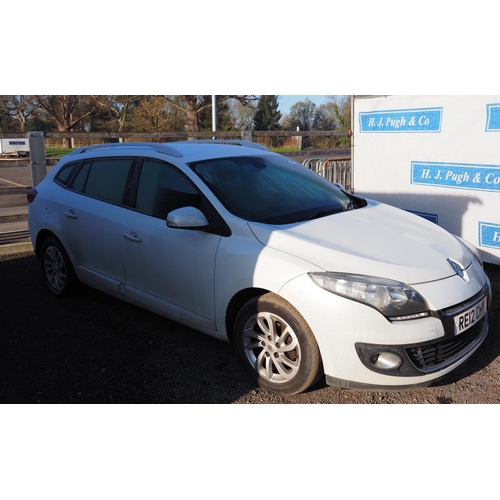 1401 - Renault Megane DCi estate. MOT until 17/1/24. Reg. RE12 CHV. V5 and keys in office