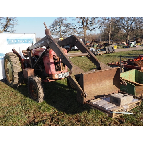 1423 - David Brown 990 tractor and loader, 1962. Runner. Reg. 661 AVJ. V5 in office