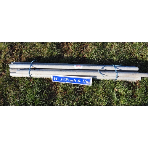 1198 - 5ft Aluminium scaffold poles - 10