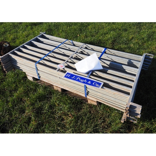 1208 - 6ft Galvanised sheep hurdles - 10