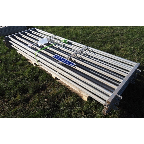 1209 - 10ft Galvanised hurdles - 8