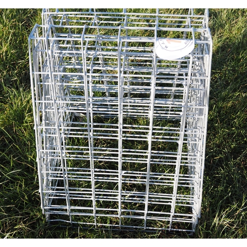 1241 - Hay baskets - 4