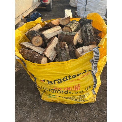 1070 - Bag of hardwood offcuts