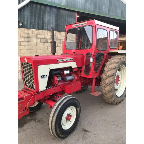 International 634 tractor. 1971. V5 in office