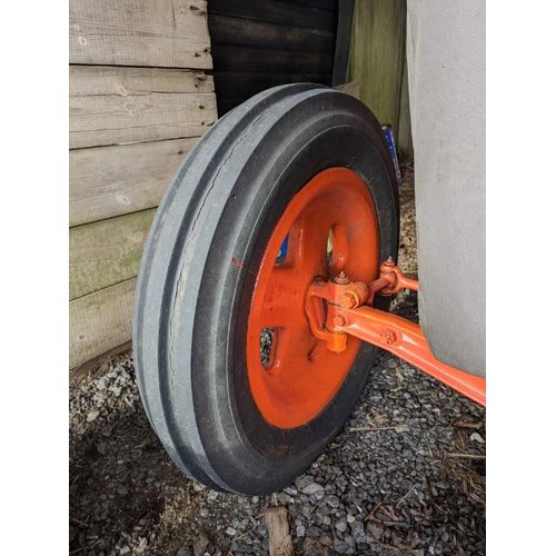 151 - Fordson Standard 600/19 wheels and tyres