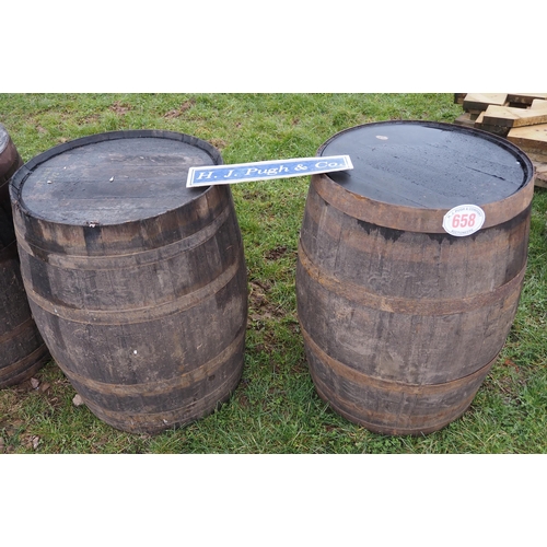 658 - Wooden cider barrels - 2