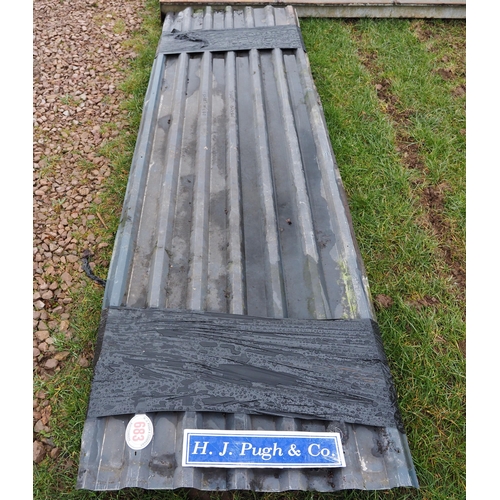 683 - Box profile roofing sheet 136