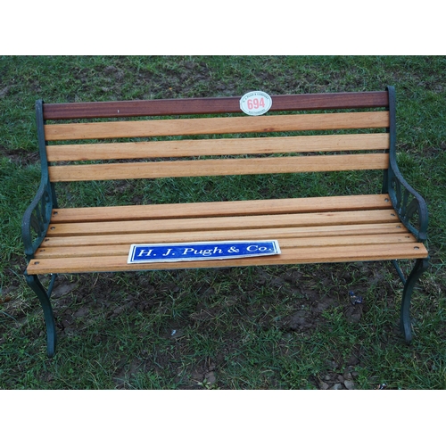 694 - Garden bench 4ft