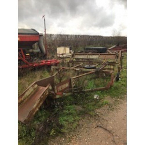 470 - Cooks flat 8 bale sledge with hydraulic tail gate