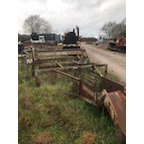 470 - Cooks flat 8 bale sledge with hydraulic tail gate