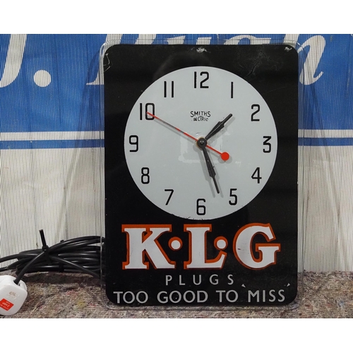 113 - KLG glass clock