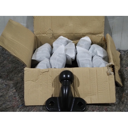 209 - 10 - Tow ball hitches, NOS