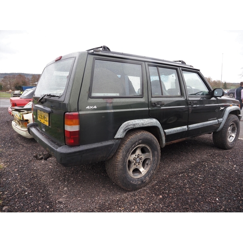 418 - Jeep Cherokee Sport, 1998, 2499cc.
Runs and drives, needs some welding for MOT.
Reg. R296 MEC. V5 an... 
