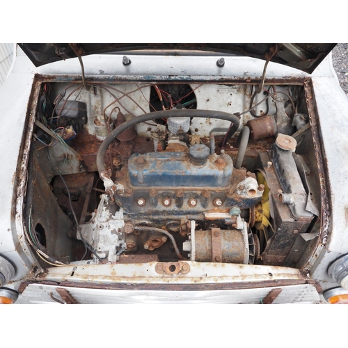 419 - Austin Mini project, 1959, 1275cc.
Very early shell, large round holes in floor, brass door hinges, ... 