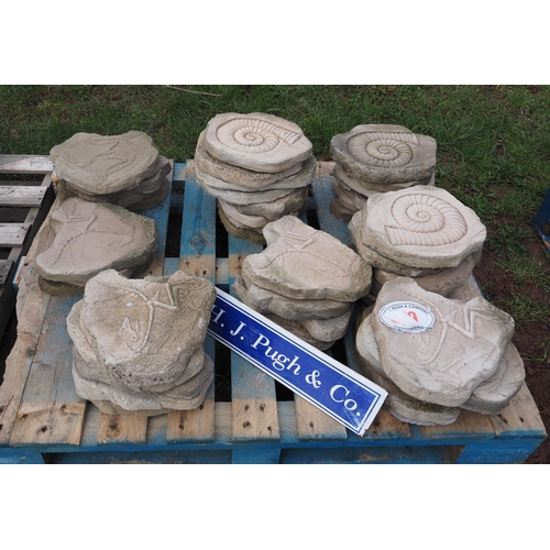 79 - Pallet of stepping stones