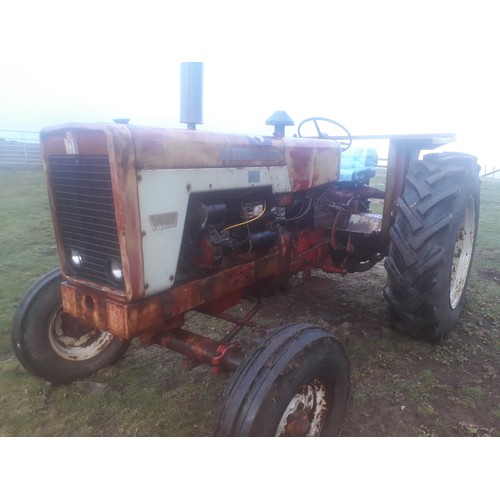 1751 - International 634 tractor. Starts and runs well. Low hours, smokes on start up. Vendor says prior to... 