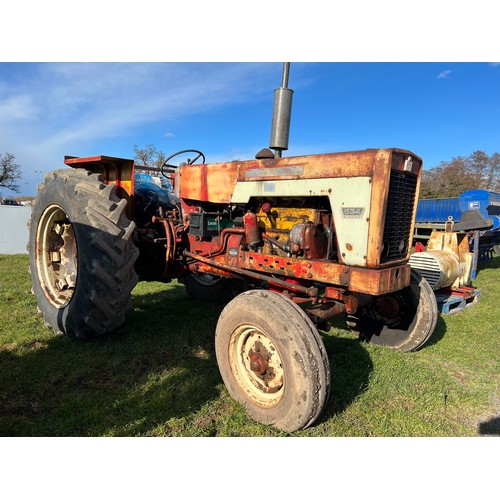 1751 - International 634 tractor. Starts and runs well. Low hours, smokes on start up. Vendor says prior to... 