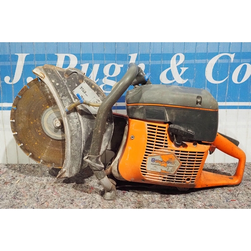 564 - Husqvarna cut off saw