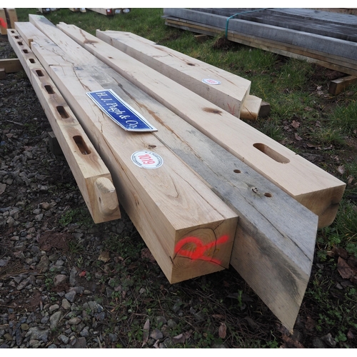 1019 - Machined oak beams average 3.5m x 145mm x 145mm - 4