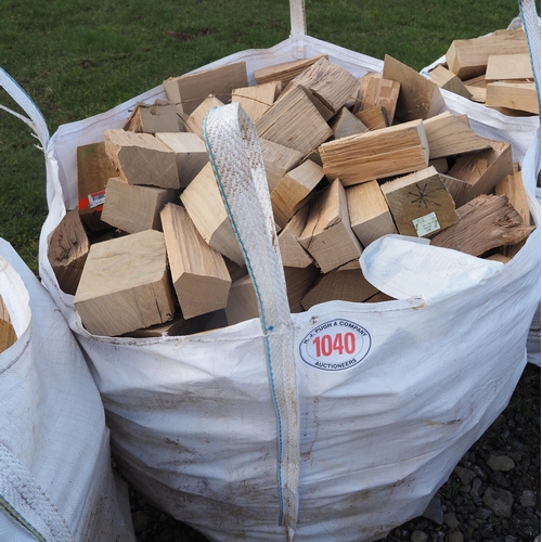 1040 - Bag of hardwood offcuts