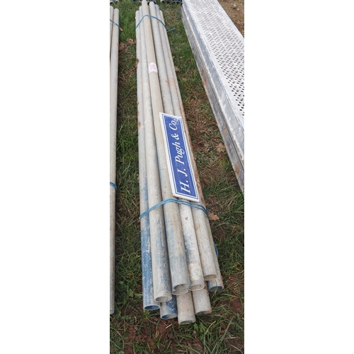 1204 - Aluminium scaffold 8ft - 10