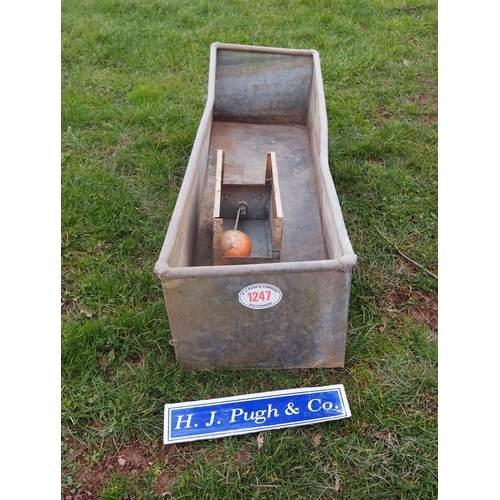 1247 - Water trough 5ft