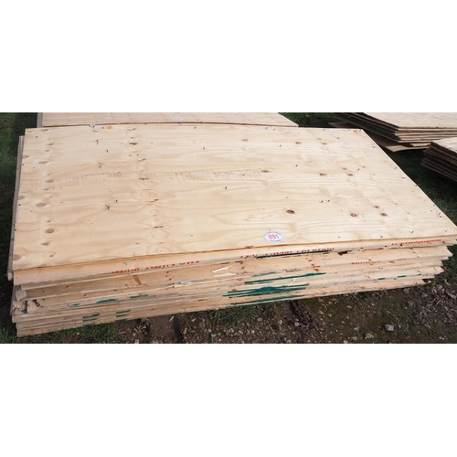891 - Plywood boards 8' x 4' x 16mm - 22