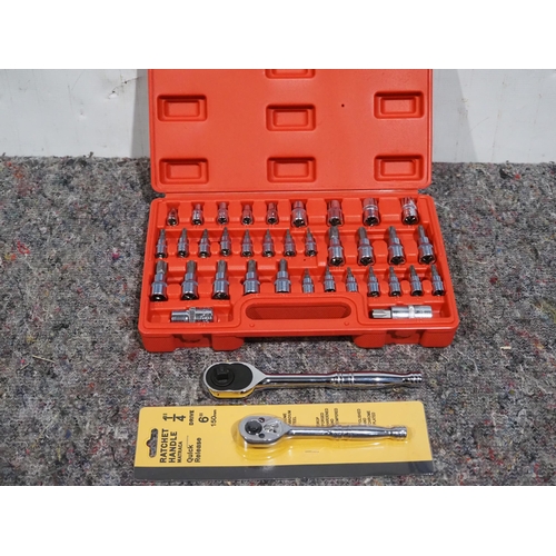 639 - 35pc Star bit socket set and 2 ratchets