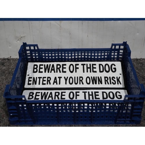 643 - 2 - Cast iron signs - Beware of the dog 14