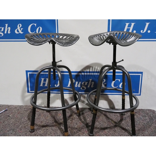 649 - 2 - Heavy duty tractor seat stools