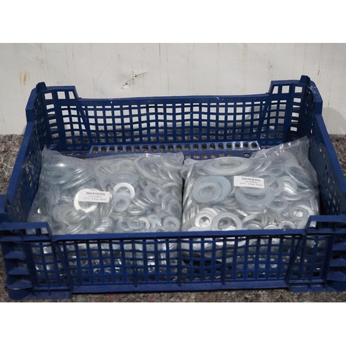 659 - 2 - 4kg Bags of 15 assorted washers