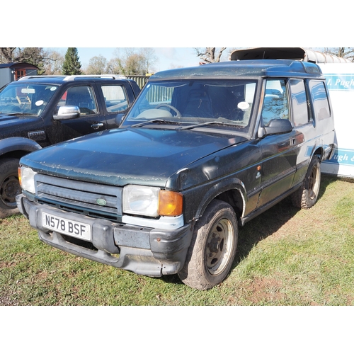1381 - Land Rover Discovery TDi, 1995. Reg. N578 BSF. V5 and keys in office