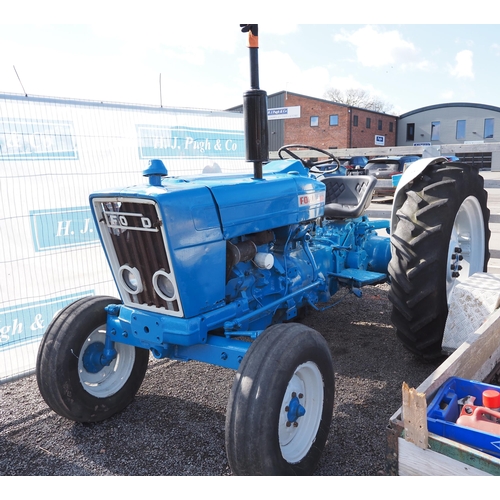 1476 - Ford 4000 tractor. Runs and drives