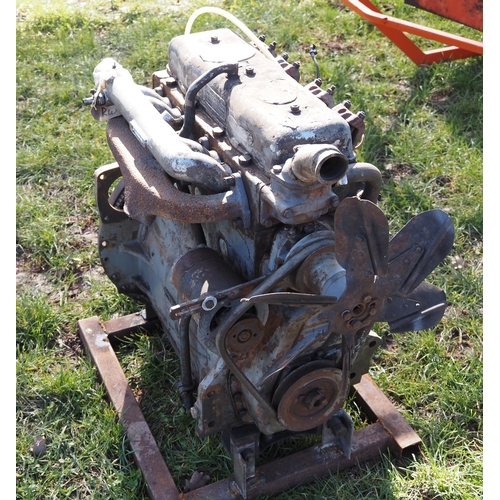 1498 - Ferguson FE 35 4-Cylinder engine, rebuilt and reconditioned