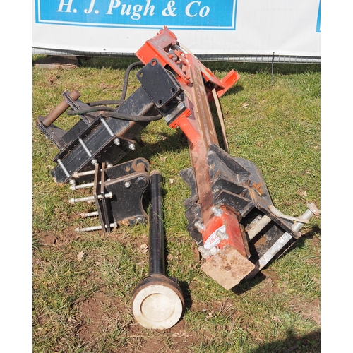 1545 - Protech P18 post knocker with digger headstock