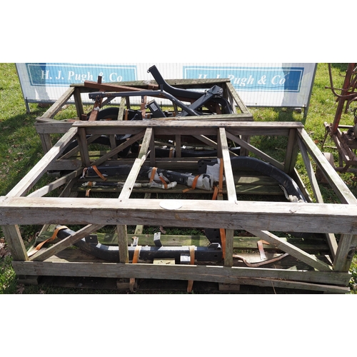 1603 - Tractor roll over frames