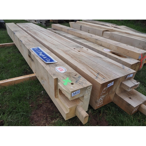 976 - Machined oak beams average 3m x 195mm x 240mm - 3