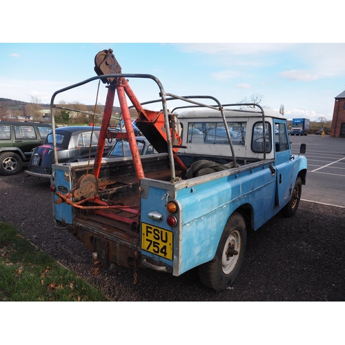 426 - Land Rover Series II breakdown truck, 1958, 1997cc.
Chassis no. 151900323
Engine no. 15194478
Origin... 