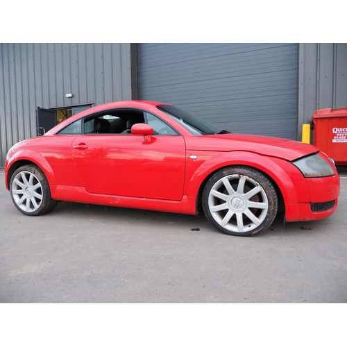 433 - Audi TT Quatro turbo, 2002, 1781cc.
Runs and drives but needs attention, has been stood for about 12... 